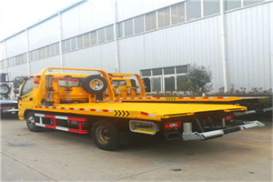 德令哈附近拖车救援搭电